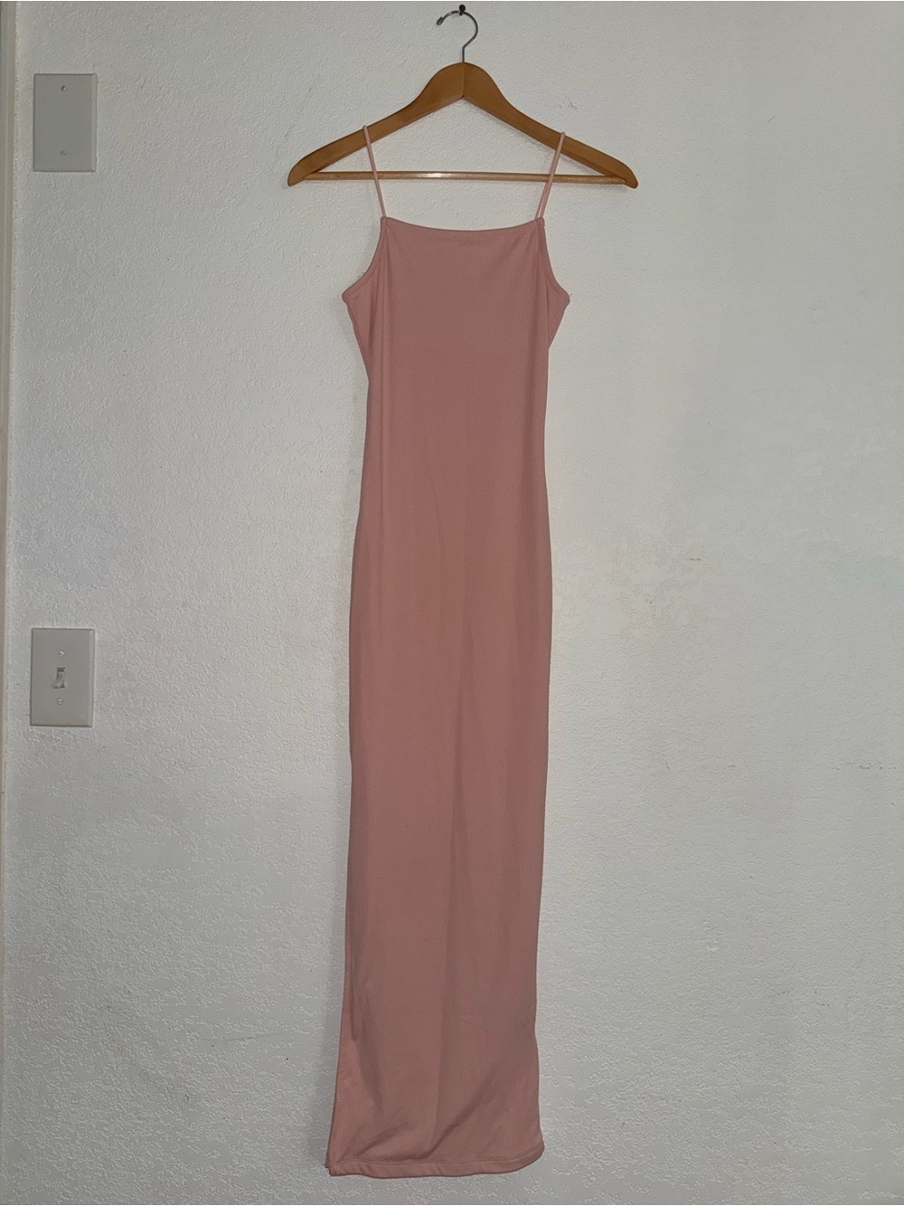 Minimalist Dusty Pink Maxi Slip Dress with Spaghetti Straps